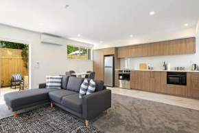 Pet-friendly Central Hideaway